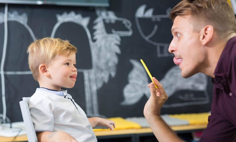 Pragmatik Dil Bozuklukları Nedir Belirtileri Nedenleri ve Terapi Yöntemleri Nelerdir ?